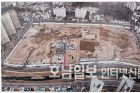 학동4구역 재개발 '山 넘어 山'